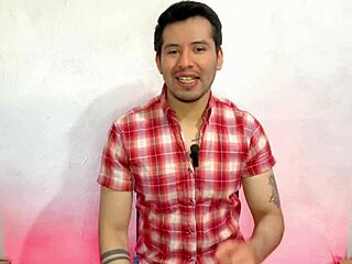 Straight Friend Lets Gay Buddy Suck His 23cm Big Cock