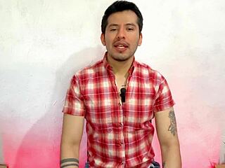 Straight Friend Lets Gay Buddy Suck His 23cm Big Cock