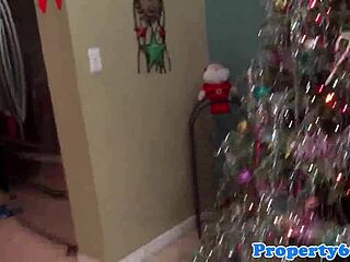 Busty Realtor Sucks Landlord Before Hard Action