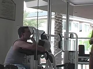 Janice Campell Visits Neighbor For Blowjob Fucking Ass Cum Facial Cumshot Pussy Action