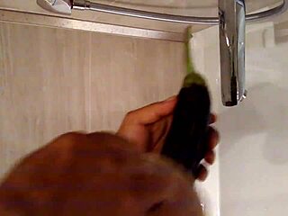 Гей-секс в уютной обстановке