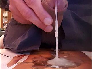 Zaten Döl Lekeli Ortak Kapak Resmine Döl Ekleniyor Bölüm 4