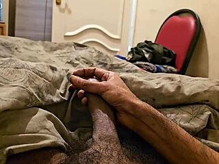 Rishi Bhardwaja plays with big cock for sexy ladies