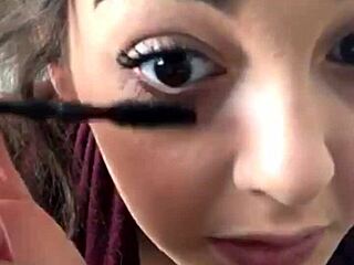 hey gorgeous, wanna show me those sexy curves tonight?