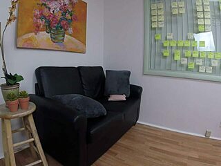 i interview nataly dewalt for this mature milf casting session