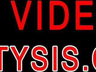 Rżnięcie mojej słodkiej przyrodniej siostry jest zajebiste