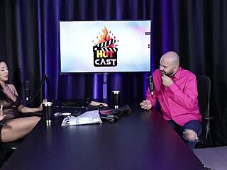 O lugar mais estranho que transou foi com um coroinha no confessionário da igreja e também já gravou no cemitério paulo avelar tiv models sheer red