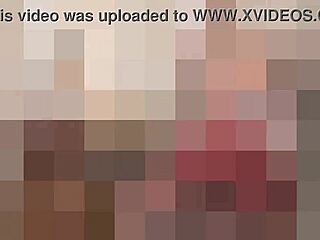 Petite Teen's Panties In Upskirt Creep