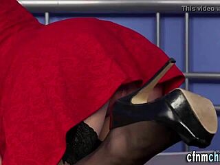 cfnm domina gets jizzed on her ass.