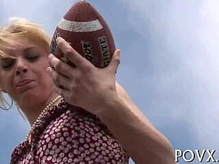 powerful dude nails wet pussy hard