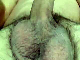 célio borba, you sensualizing that big cock for me baby?