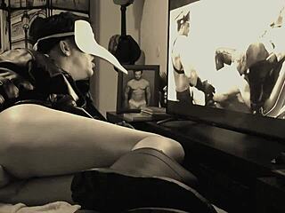 slow motion of the bird doctor fuck & fist