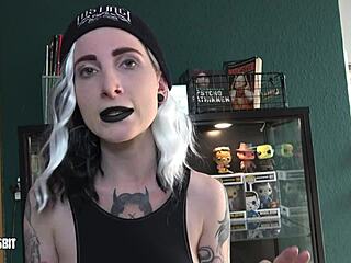 Exhibitionism Challenge with Lou Nesbit and Lia Louise