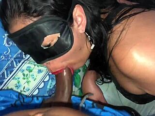 Teen girl enjoys homemade pussy sex