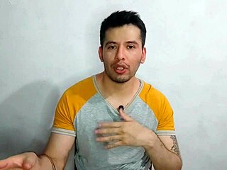 Joven Medico Es Penetrado Por Su Jefe El Doctor Maduro Dotado De 23cm De Verga Gruesa En El Cubiculo Del Hospital Relato Sexual