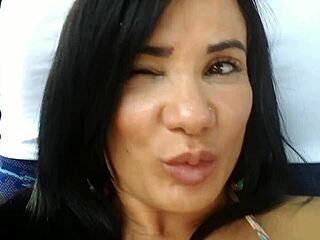 brunette bianca sucks cock on bus