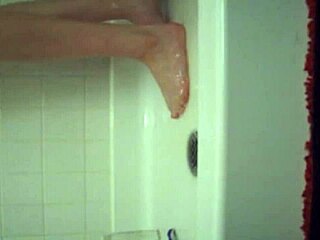 Hot big tits girlfriend masturbates in shower with shampoo bottle!