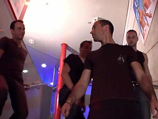 3929 24 Heures Dans Un Backroom 1 1