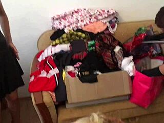 i shake ass backstage, oops no panties