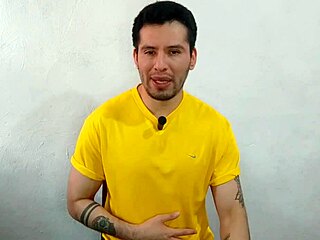 Can This Twink's 21cm Cock Handle The Taco Seller?