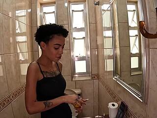 Behind the Scenes with Larinha Small at Ted's Wild Mansion.