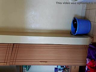 Shoga Wewe Usiniletee Matako Yako Chafu