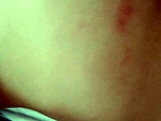 morena receives anal and ends up taking cum in her ass