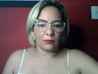 Отдалась газовому технику с соседней парой