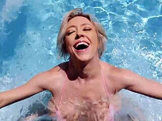 dee williams and tommy gunn scene