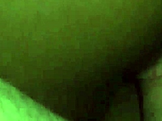 alice de pijaminha novo com a bucetinha toda molhada me deixo de pal duro quando chamo pra ir ver filme com ela