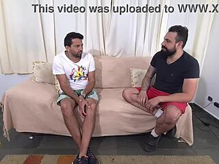 Teste De Atores - Baixinha Leva Banho De Porra No Anal!