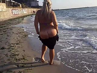 Hot Milf Masturbating On Beach!