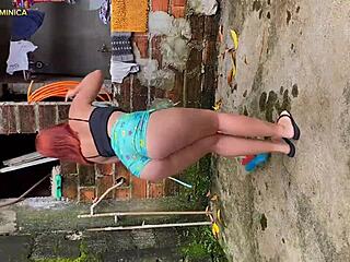 hired this maid with a big ass! she sucks my dick eagerly!