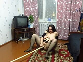 i'm a curvy milf fucking myself with any object at home