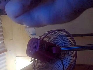 pequeña latina with big ass teases