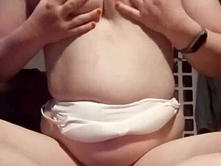 Busty camgirl shares exclusive unfiltered clips