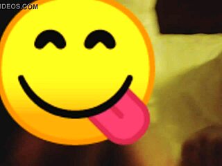 haciendo chillar a mi puta hasta que suelte pedos