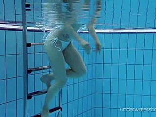 Roxalana Cheh Poses Underwater