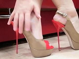 milf instructs cum on legs countdown