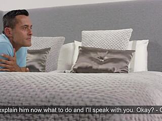 Corpo stretto teen di Masha Johansson in anal hardcore e deflorazione figa