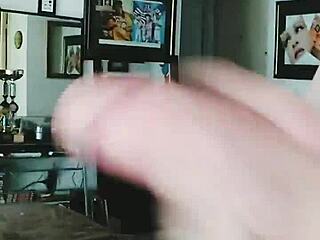 Kelly Garret Fucks Newbie Straight Guy! 😍