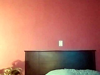 Hot Slut Enjoys Big Black Cock in Homemade Scene