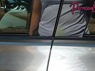 Feeling the thrill of an uber ride in uberl�ndia.