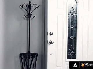 Teen Angel Young Fucks Stepsister With Stepmom Nina Elles In Scissoring Scene