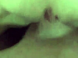 esposa novinha fode depois da academia e recebe creampie na buceta