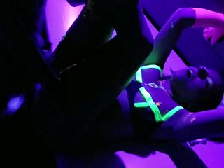 i'm dancin in the club with my girlfrend italian dialoges