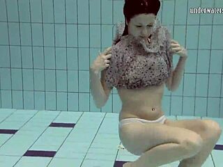 loris licicia super hot underwater swimming naked