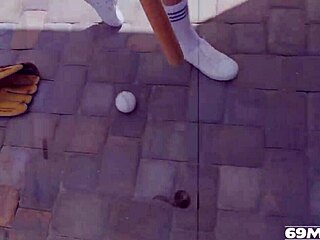 Hey, see Milf Crystal Rush gripping that long bat tight?