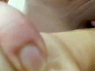 Olgun T�rk Hatun Dildoyu Sulanm Amcigina Enfes Al Yor