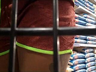 Oh, that cute latina gave her pussy to the married man!